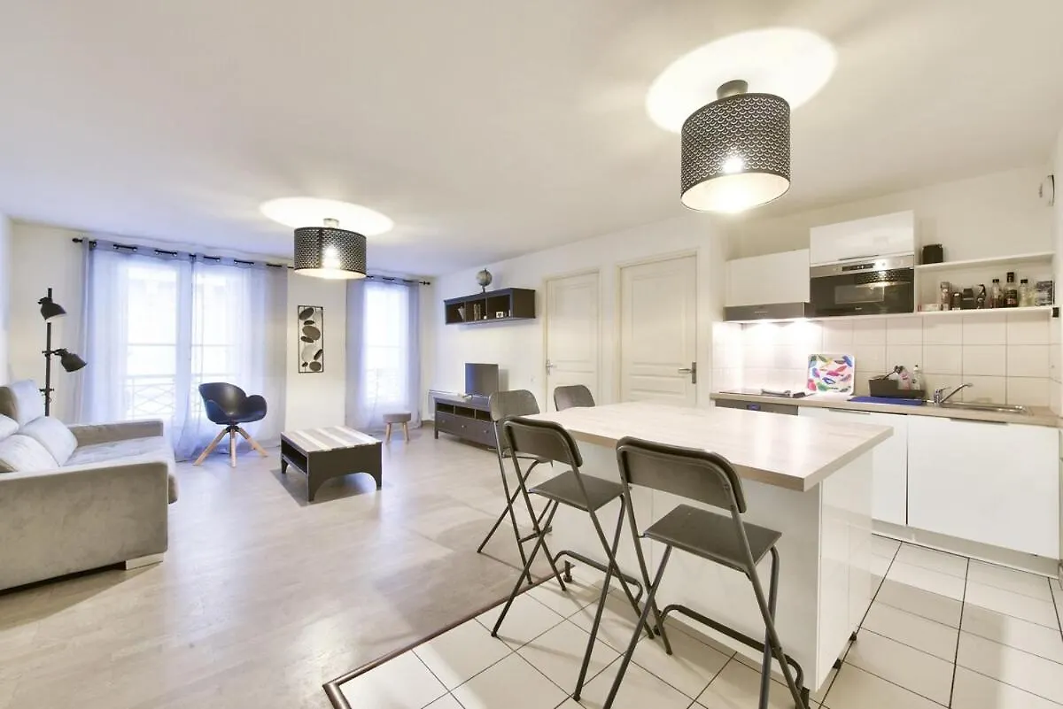 Apartment Modern 2 Bedroom Flat Near Vieux Port Marseille France